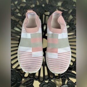 Sports Woman’s Sneakers With Pink-White-Gray Size 39